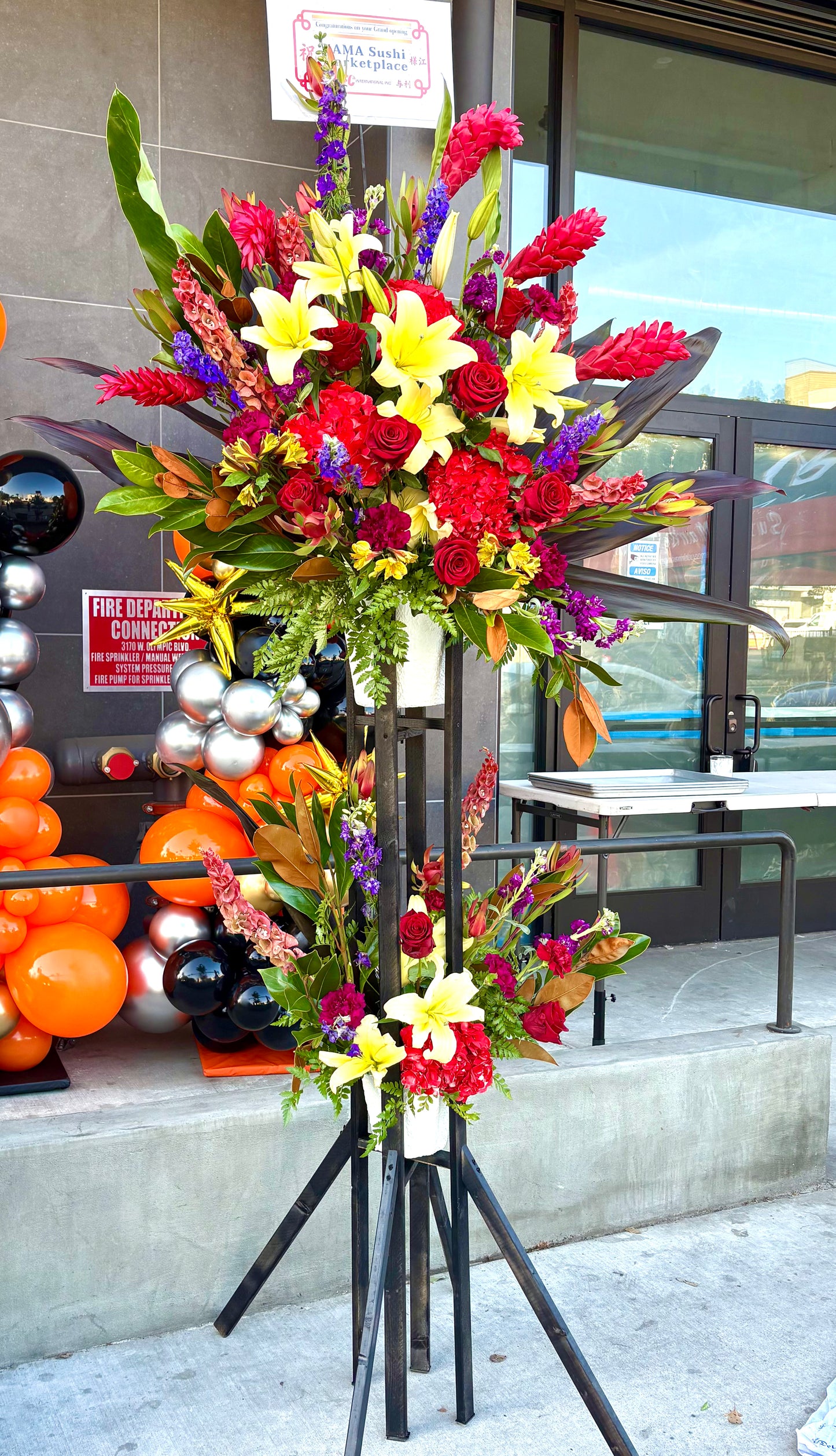 Ichirin Stand Arrangement – Festive Japanese-Inspired Floral Display