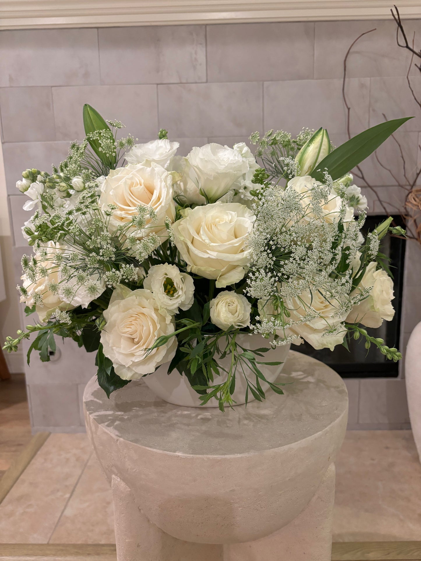 TENSHI – White & Green Delicate Arrangement by Ichirin