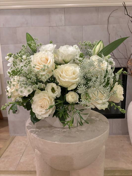 TENSHI – White & Green Delicate Arrangement by Ichirin