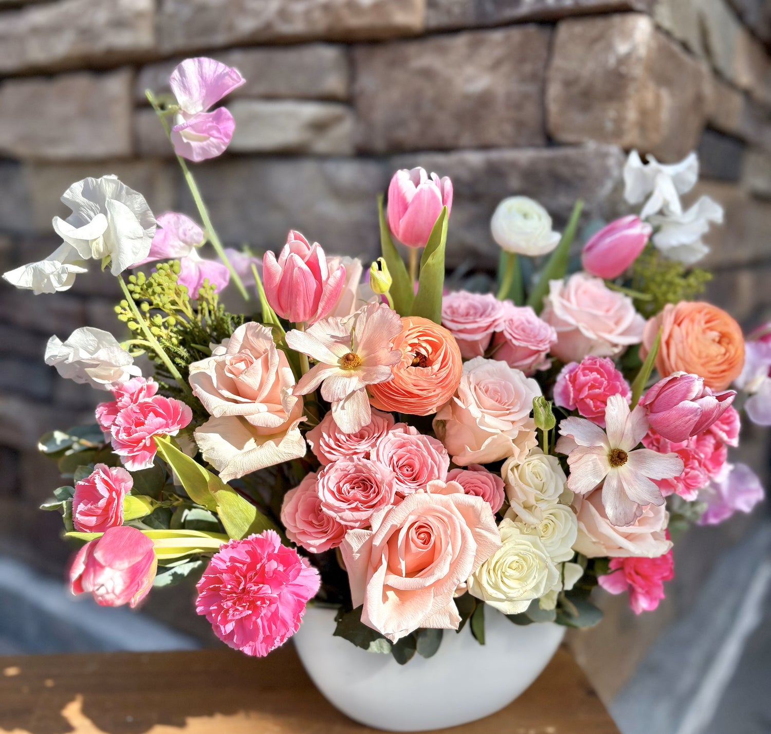 Mother's Day Designer's Choice Arrangement with Vase "OMAKASE"